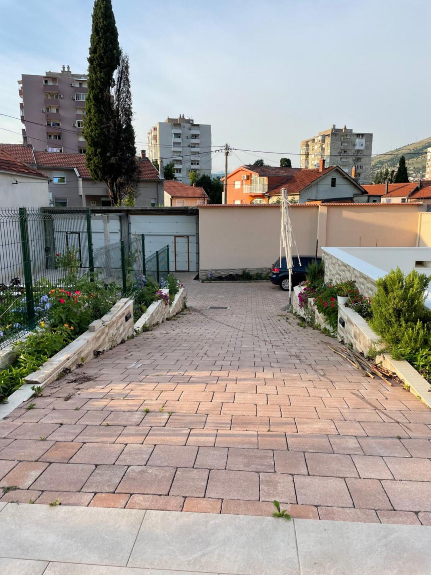 מוסטר Apartments Enigma - With Private Parking מראה חיצוני תמונה