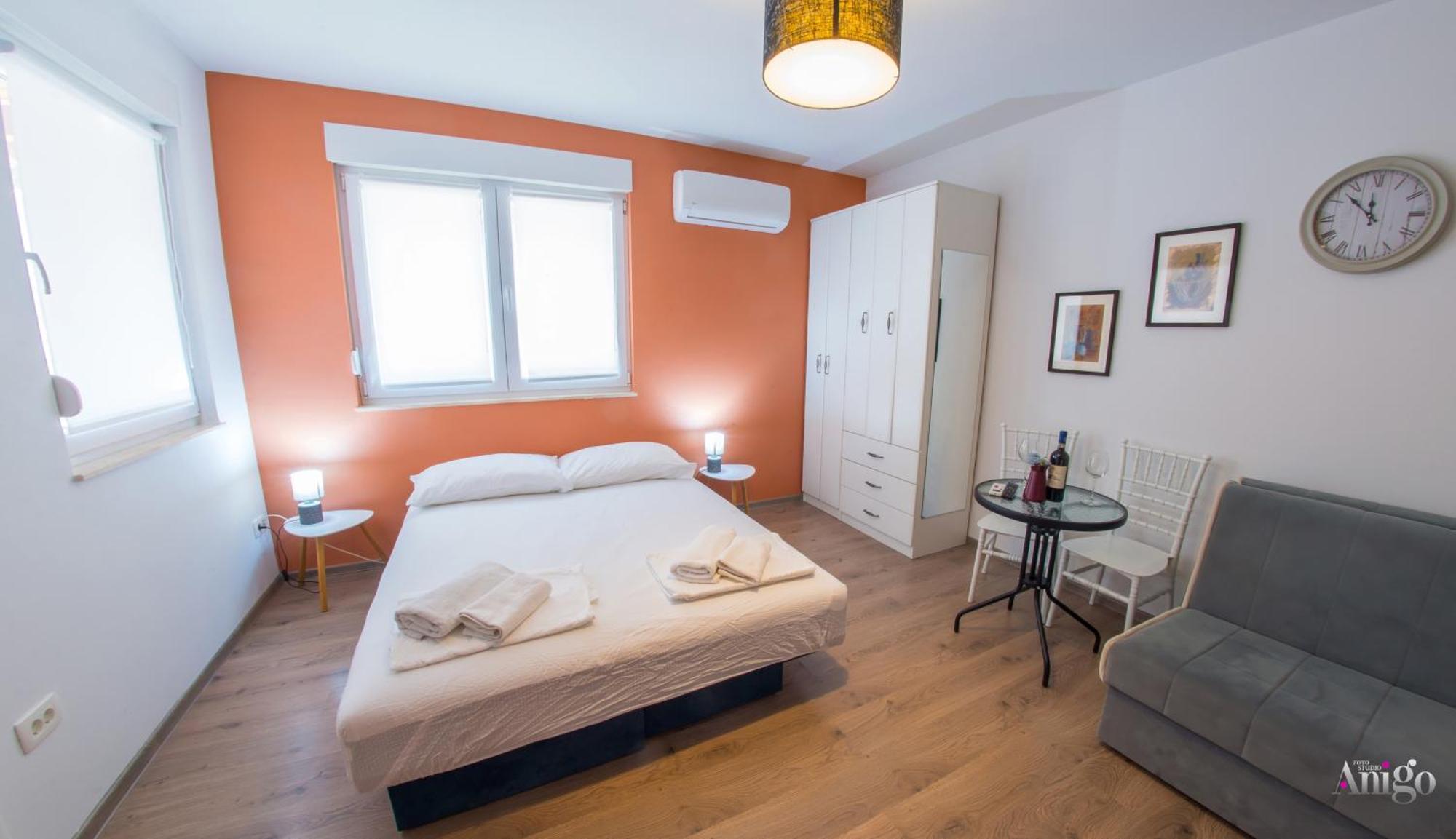 מוסטר Apartments Enigma - With Private Parking מראה חיצוני תמונה