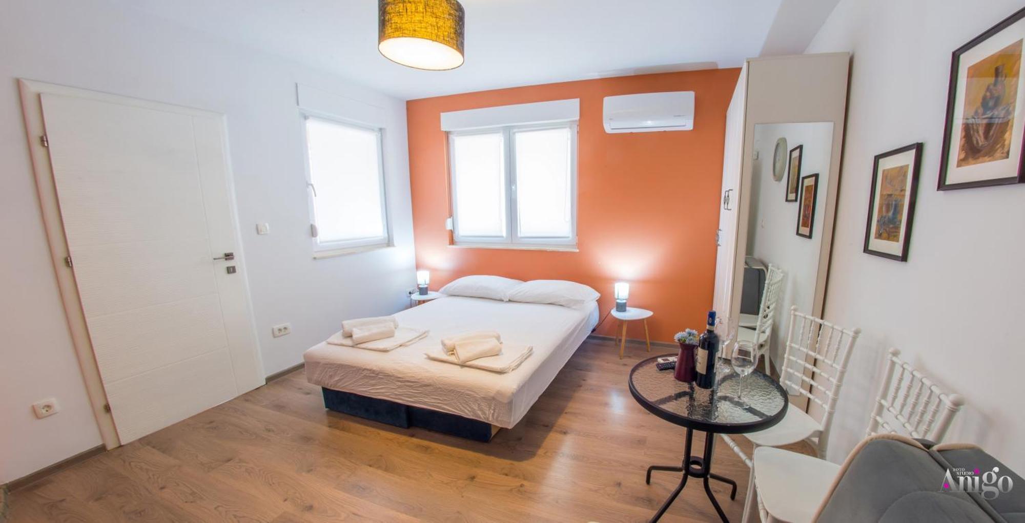 מוסטר Apartments Enigma - With Private Parking מראה חיצוני תמונה
