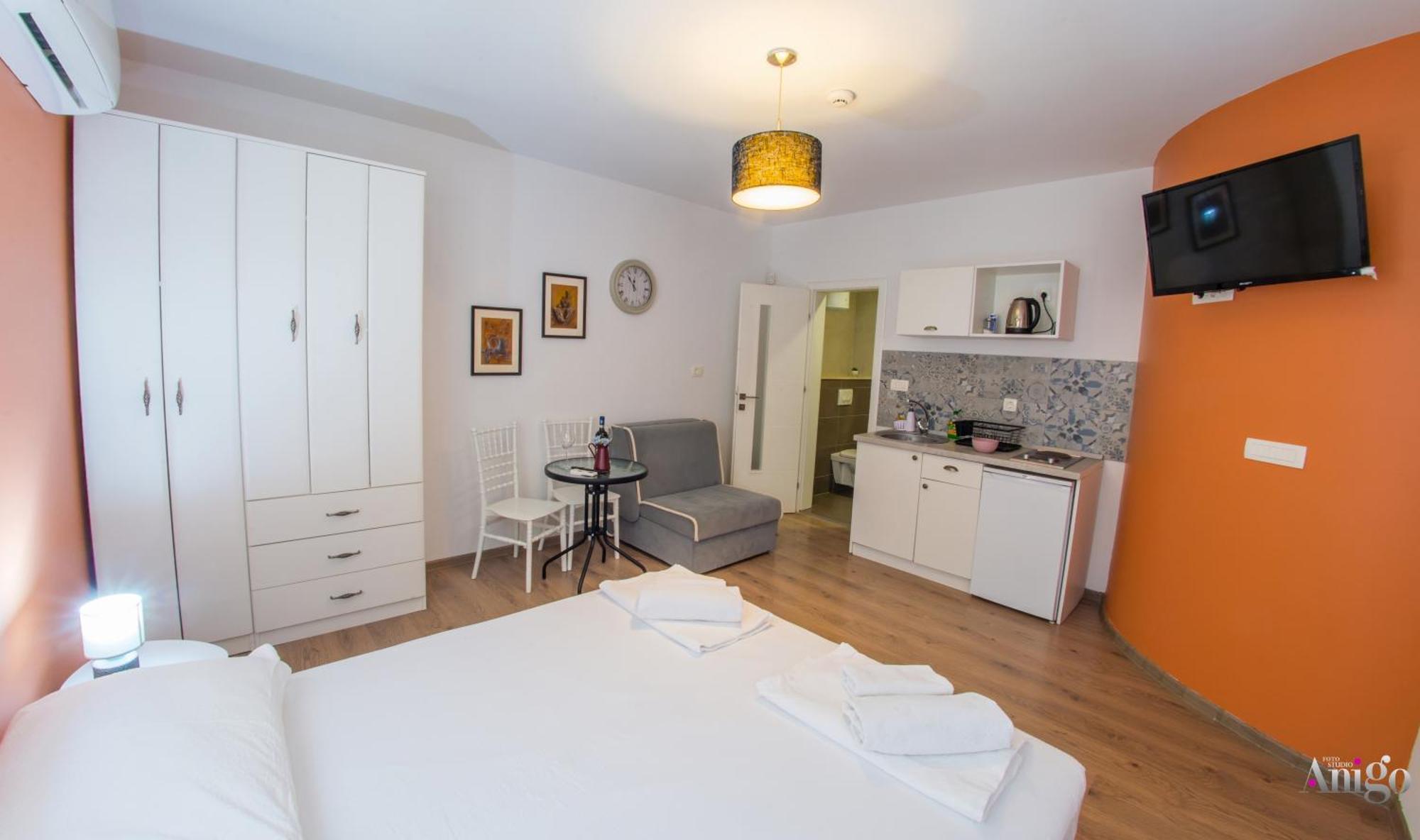 מוסטר Apartments Enigma - With Private Parking מראה חיצוני תמונה