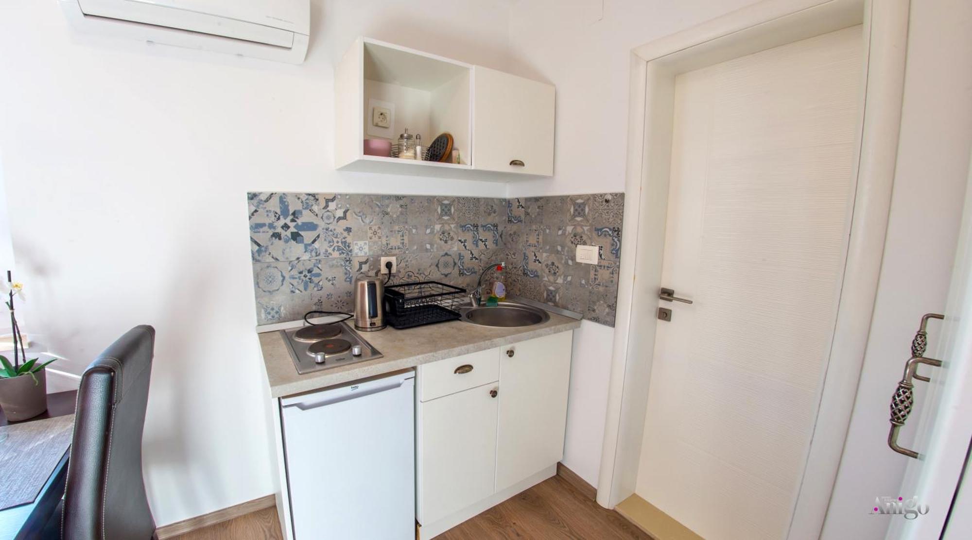 מוסטר Apartments Enigma - With Private Parking מראה חיצוני תמונה